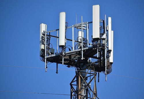 Mobiltelefon_bazisallomas