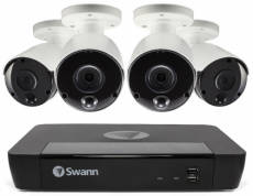 Swann SWNVK-885804 8 csatornás CCTV rendszer 4 db 4K UHD 8MP kamerával