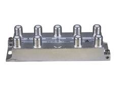 Triax ACV 8  8-as elosztó 343254